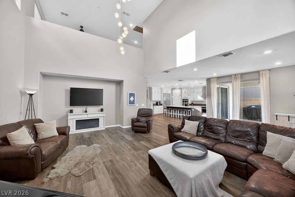 9945 Birch Knoll Ave - Photo 7 of 50