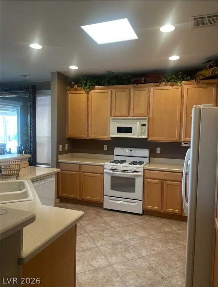 4416 Fiore Bella Blvd - Photo 5 of 19