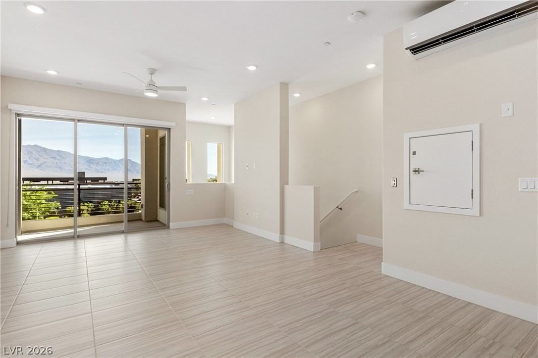 10013 Hematite Pl #0 - Photo 4 of 27