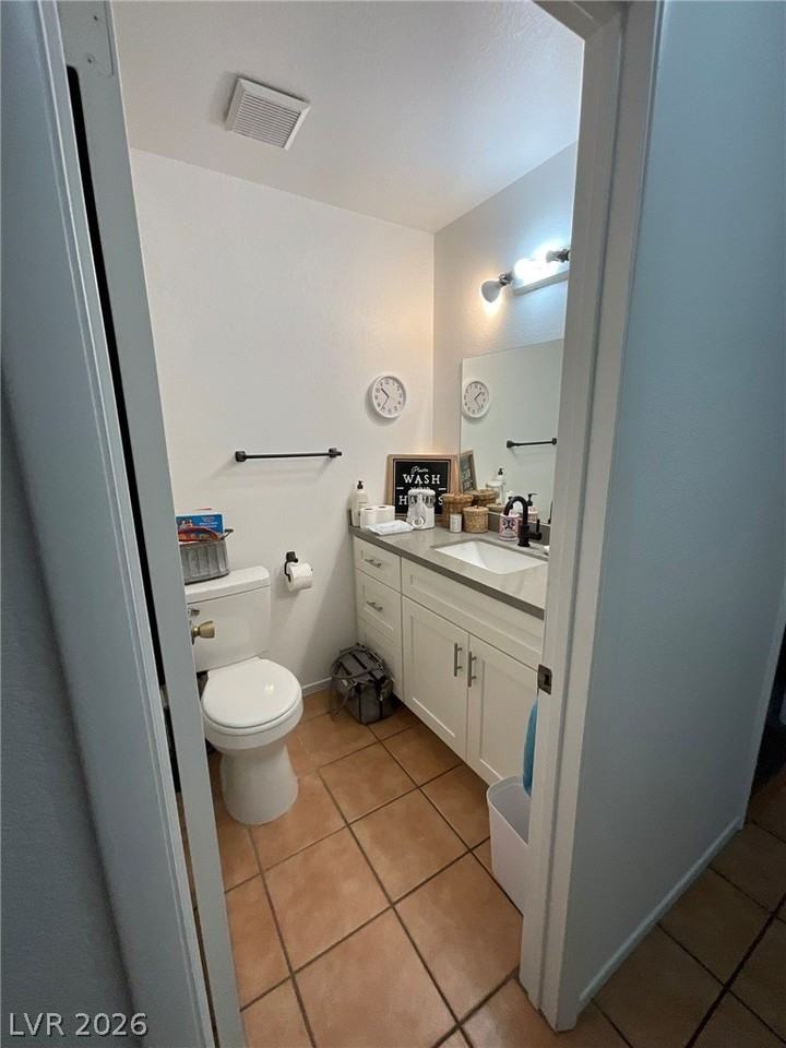 707 Honeybee Ct - Photo 5 of 8