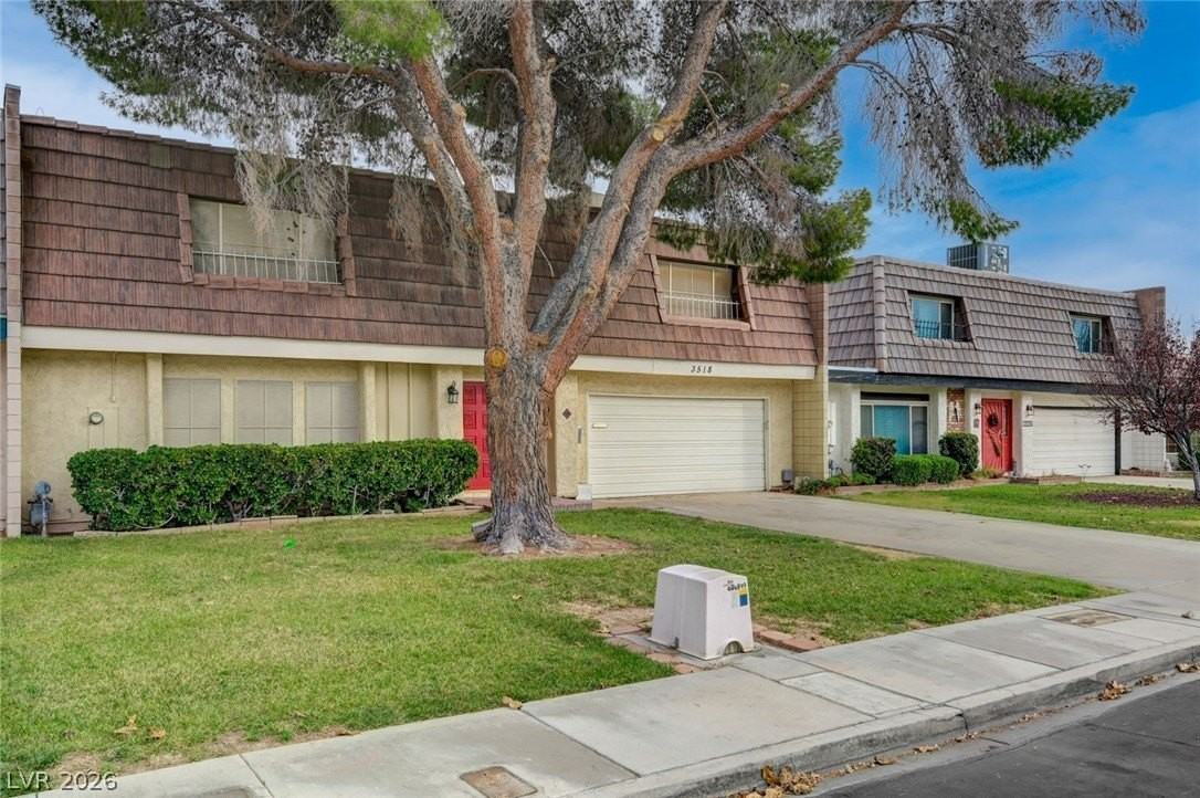 3518 Blackstone St - Photo 3 of 43