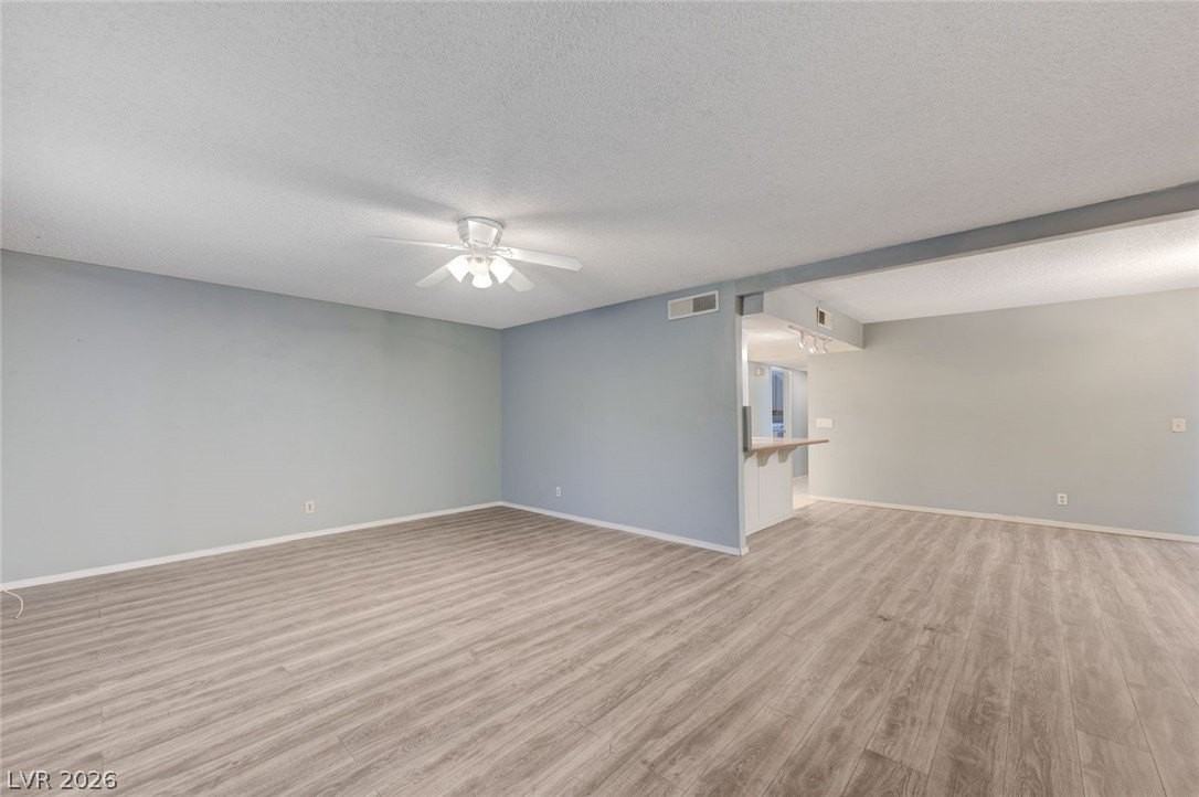 3518 Blackstone St - Photo 4 of 43