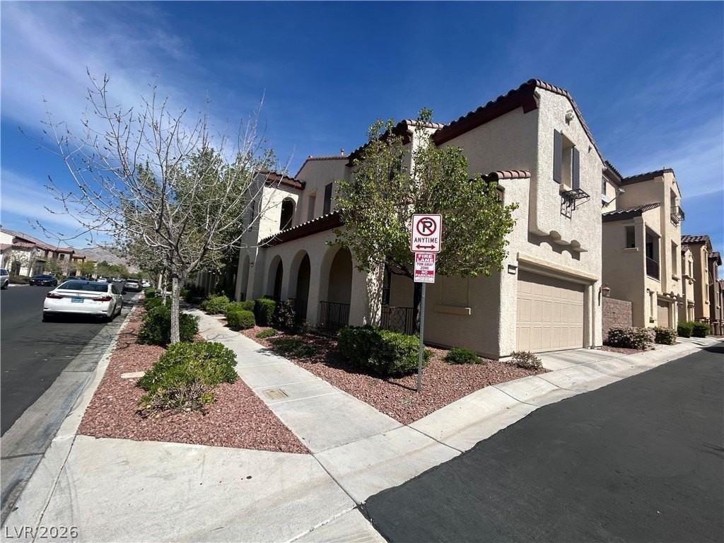 1990 Granemore St - Photo 2 of 37