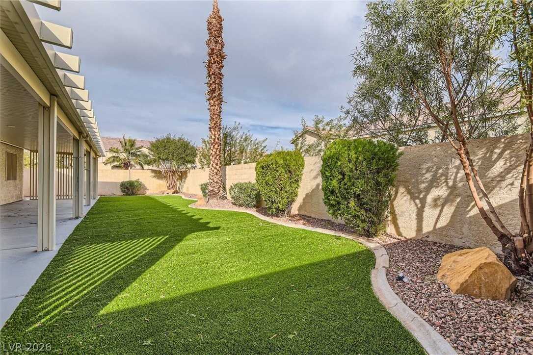 3930 Blue Gull St - Photo 2 of 28