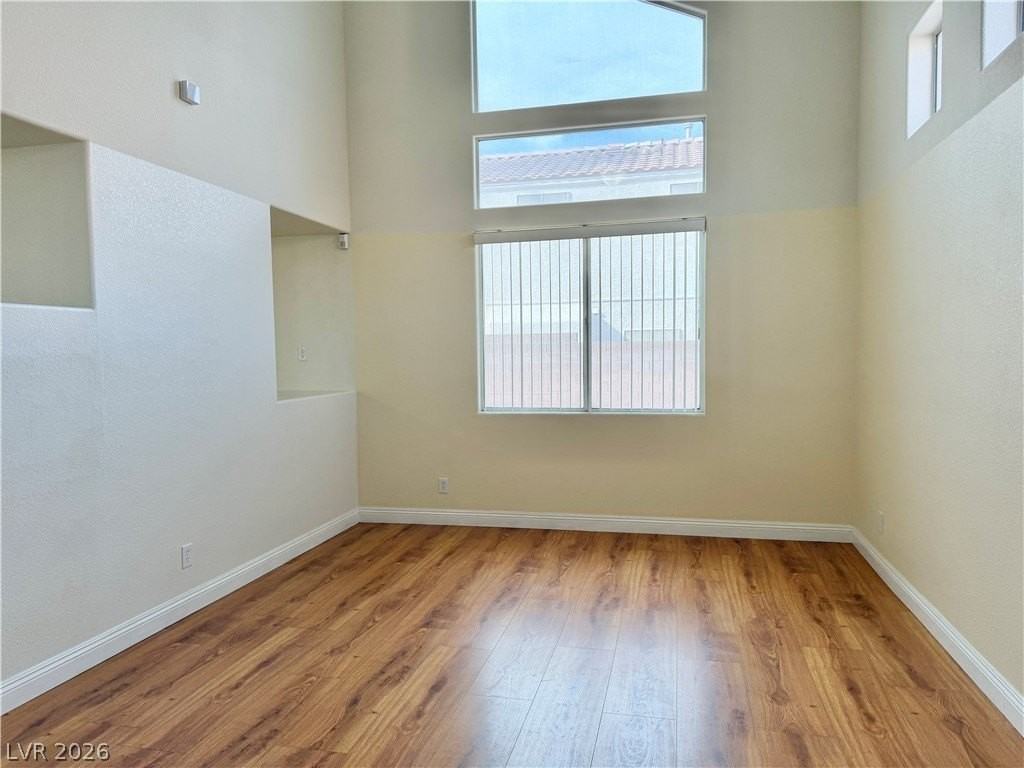 8638 White River Dr - Photo 5 of 50