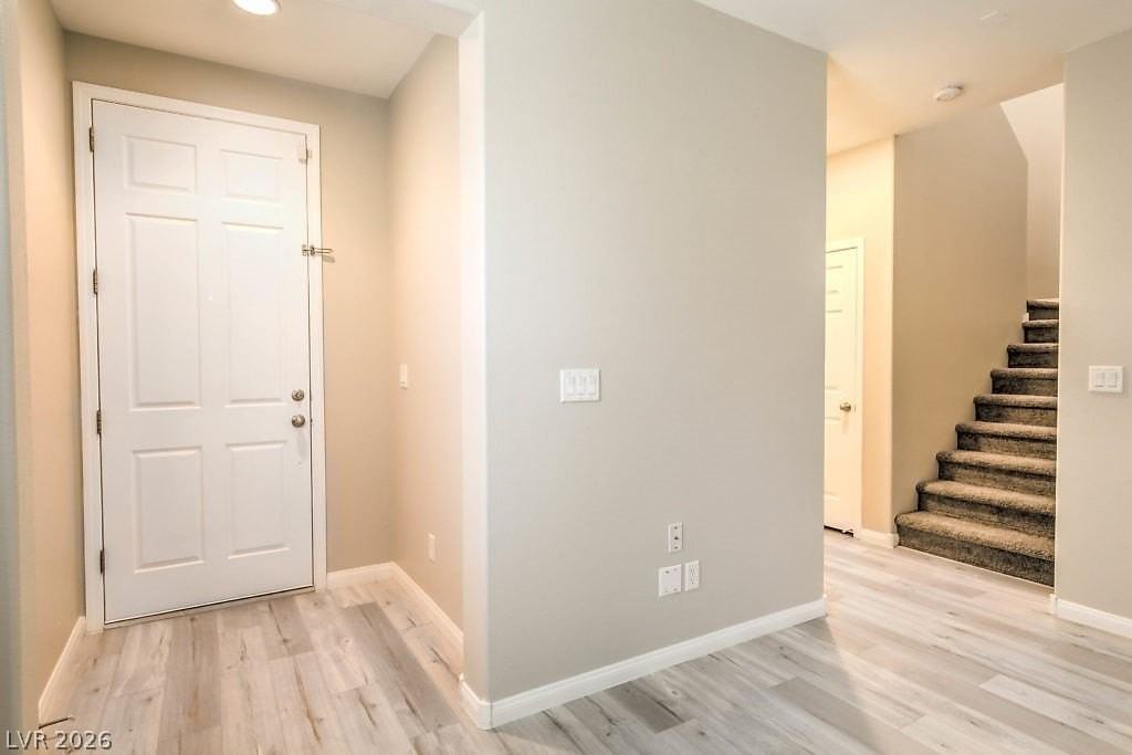 8366 Stillhouse Ct - Photo 2 of 39