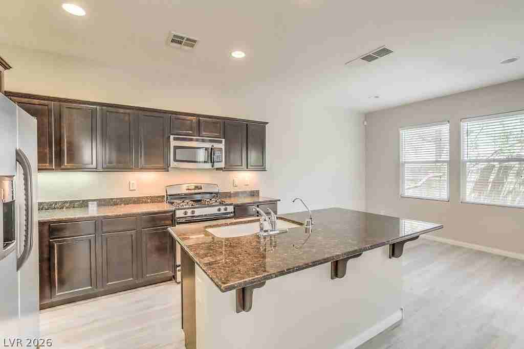 8366 Stillhouse Ct - Photo 5 of 39