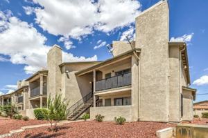 featured image of 2981 Country Manor Ln #122