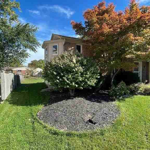 1438 Rand Rd - Photo 3 of 50