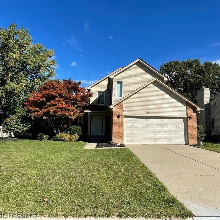 1438 Rand Rd - Photo 5 of 50