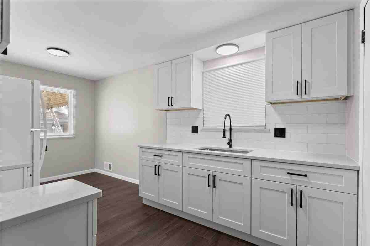 20247 Griggs St - Photo 3 of 18