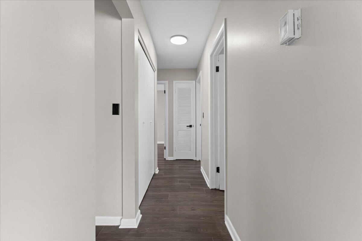 20247 Griggs St - Photo 6 of 18