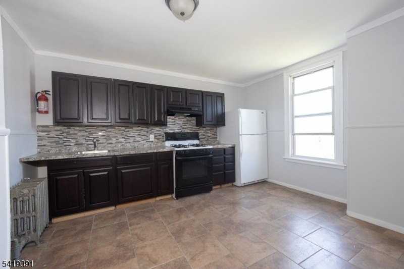 297 W Broadway - Photo 6 of 6