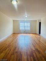 featured image of 523 Broadway