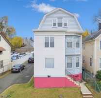 featured image of 154 Spring St