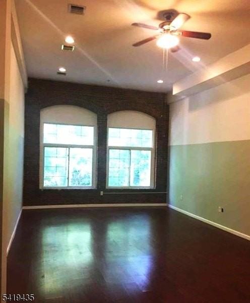 55 Westervelt Ave - Photo 6 of 13