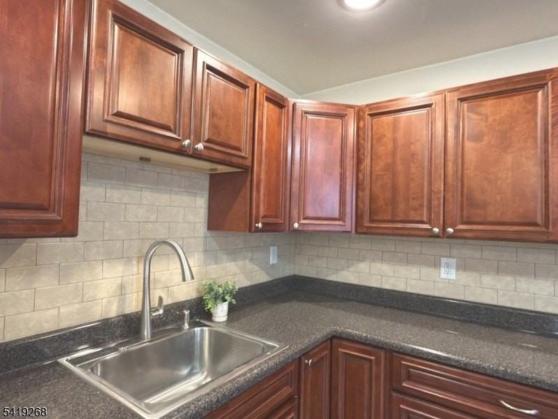 39 Glenridge Ave #5 - Photo 7 of 23