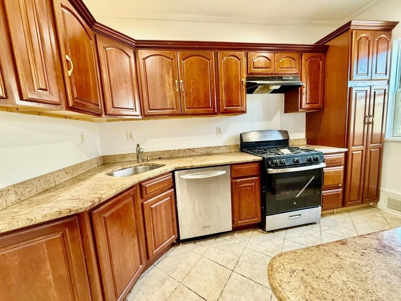 204 Olean Ave #2 - Photo 4 of 16