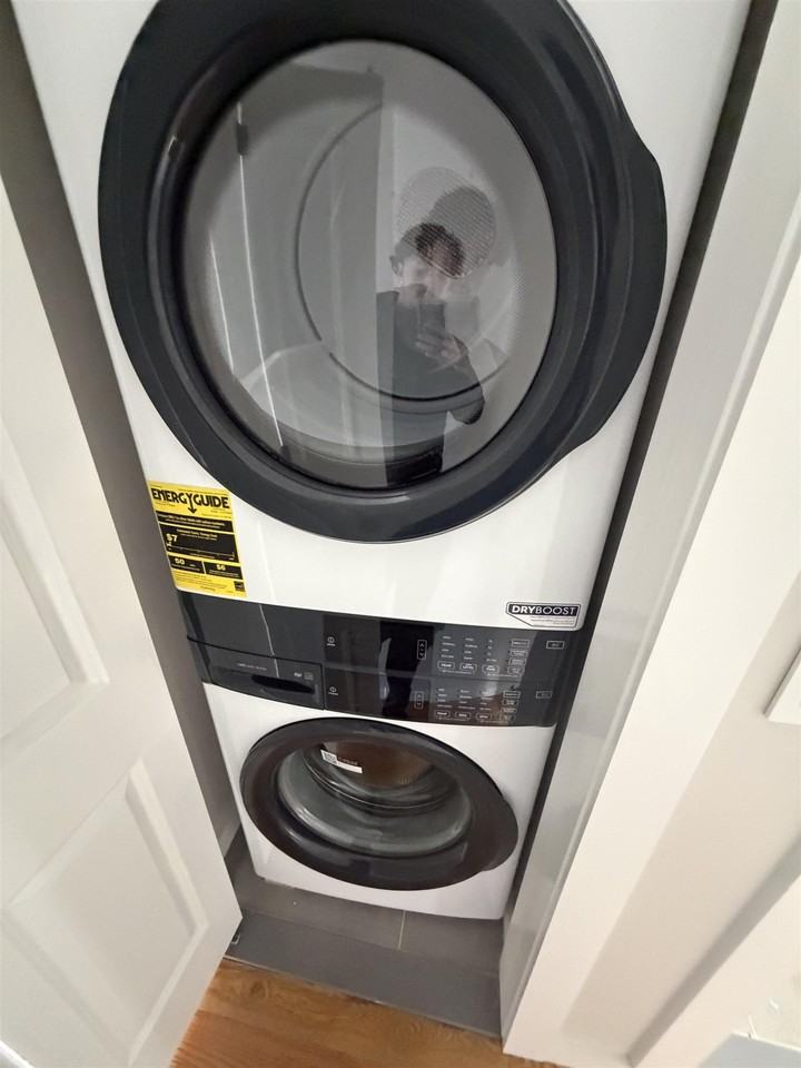 31-33 66th St #3B - Photo 2 of 9