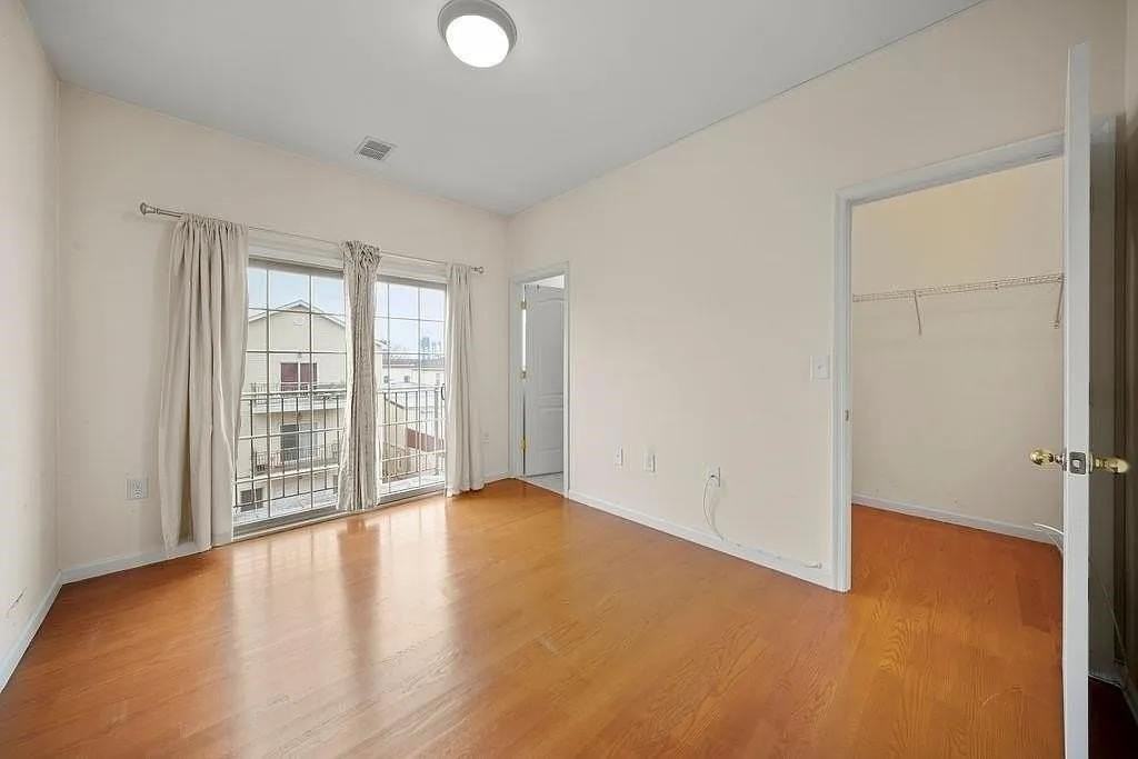 41 Wright Ave #2 - Photo 6 of 15