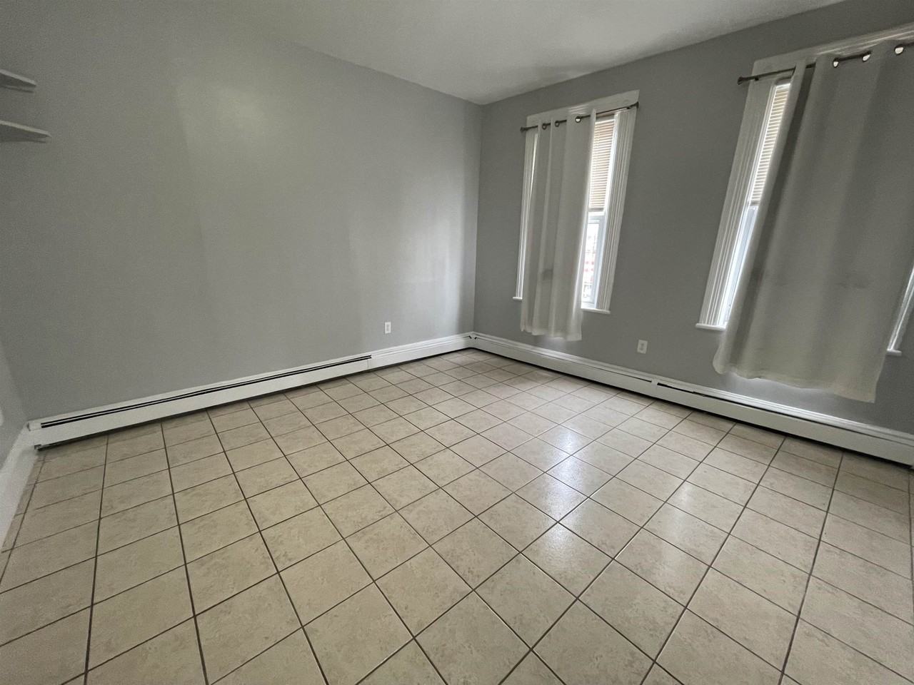 2018 Bergenline Ave - Photo 7 of 10