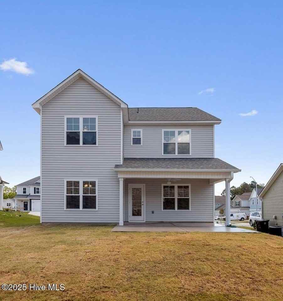 516 Burgundy Dr - Photo 4 of 47