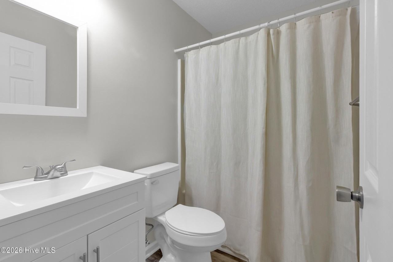 3825 Elizabeth Ave - Photo 7 of 21