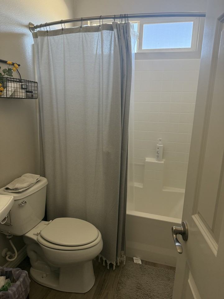 43237 17th St E - Photo 3 of 8