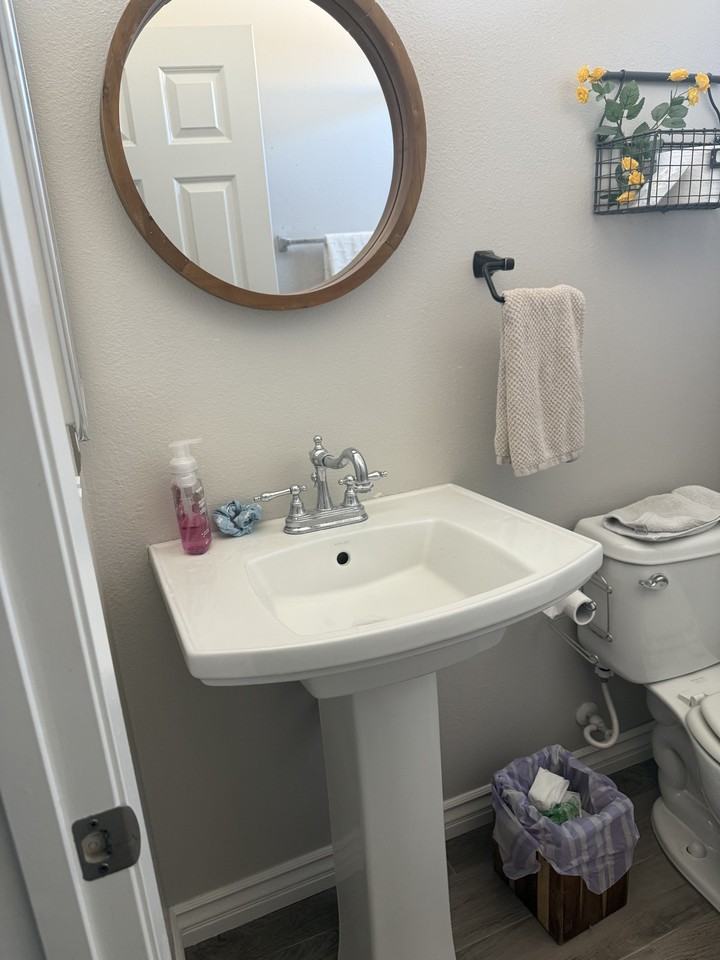 43237 17th St E - Photo 4 of 8