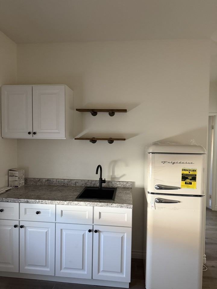 43237 17th St E - Photo 5 of 8