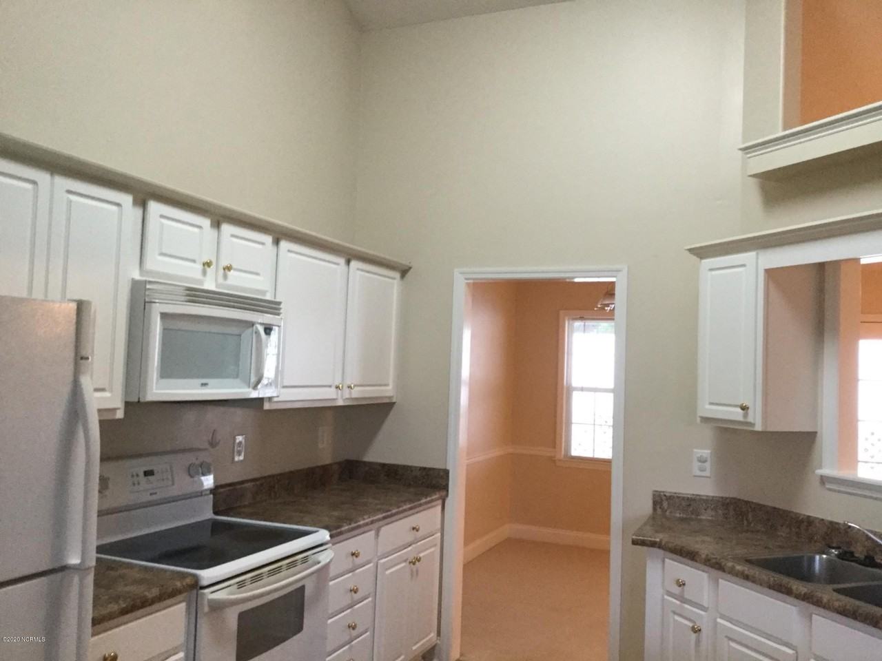 112 Inge Ct - Photo 4 of 24