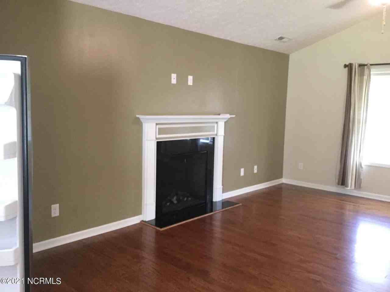 280 Station House Rd - Photo 7 of 33