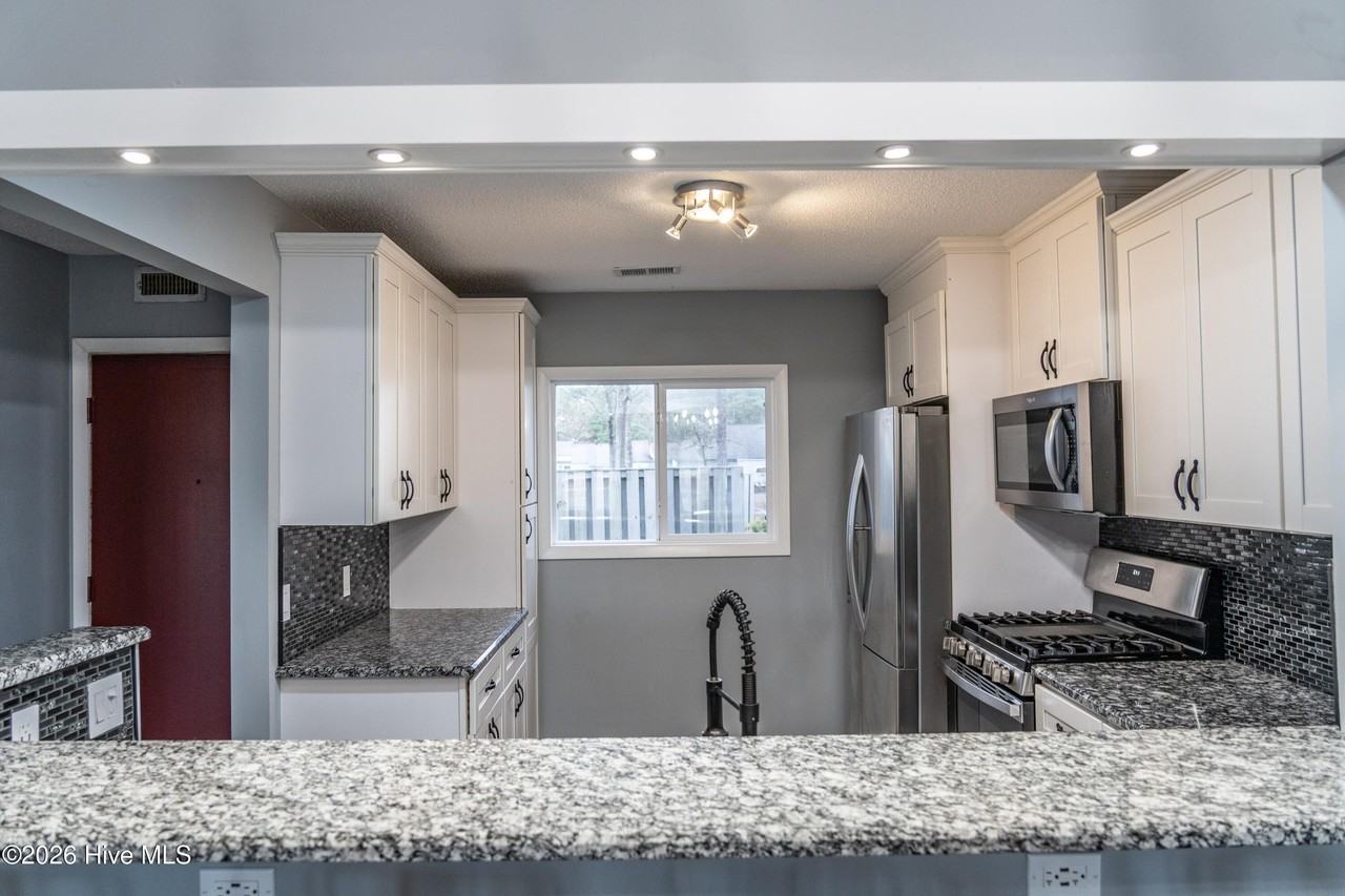 109 Mallard Cv - Photo 6 of 14