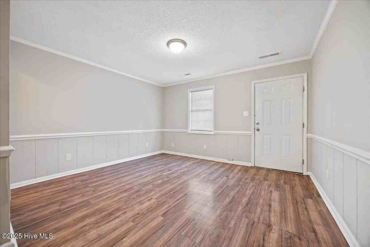 1601 Betz St - Photo 2 of 13