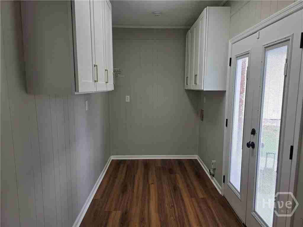 103 W 15th St - Photo 7 of 15