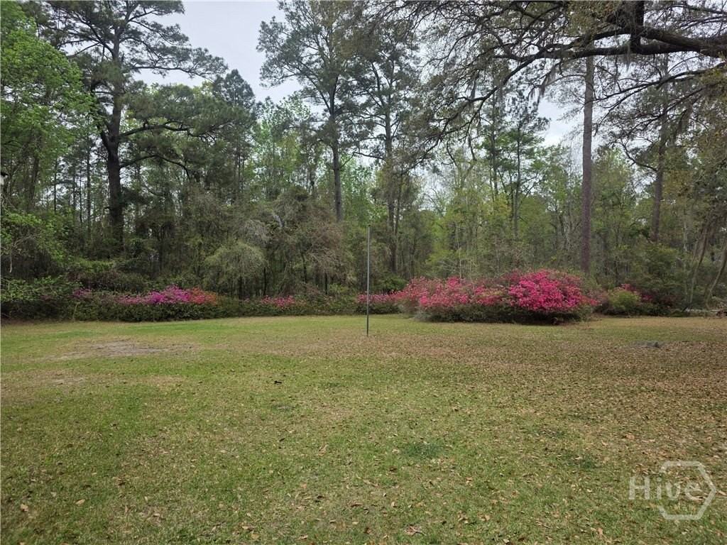 583 Mill Pond Rd - Photo 2 of 28