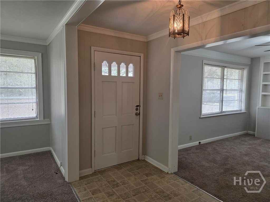 583 Mill Pond Rd - Photo 5 of 28