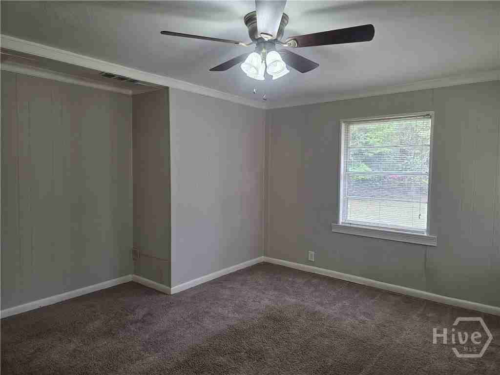 583 Mill Pond Rd - Photo 7 of 28