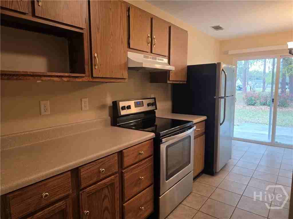 403 Savannah Ave - Photo 5 of 17