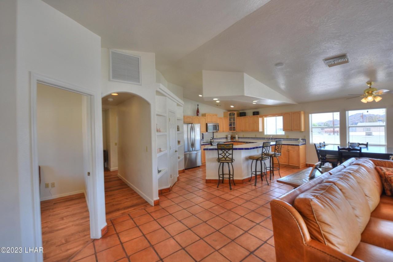 33954 Sagebrush Ln - Photo 7 of 36