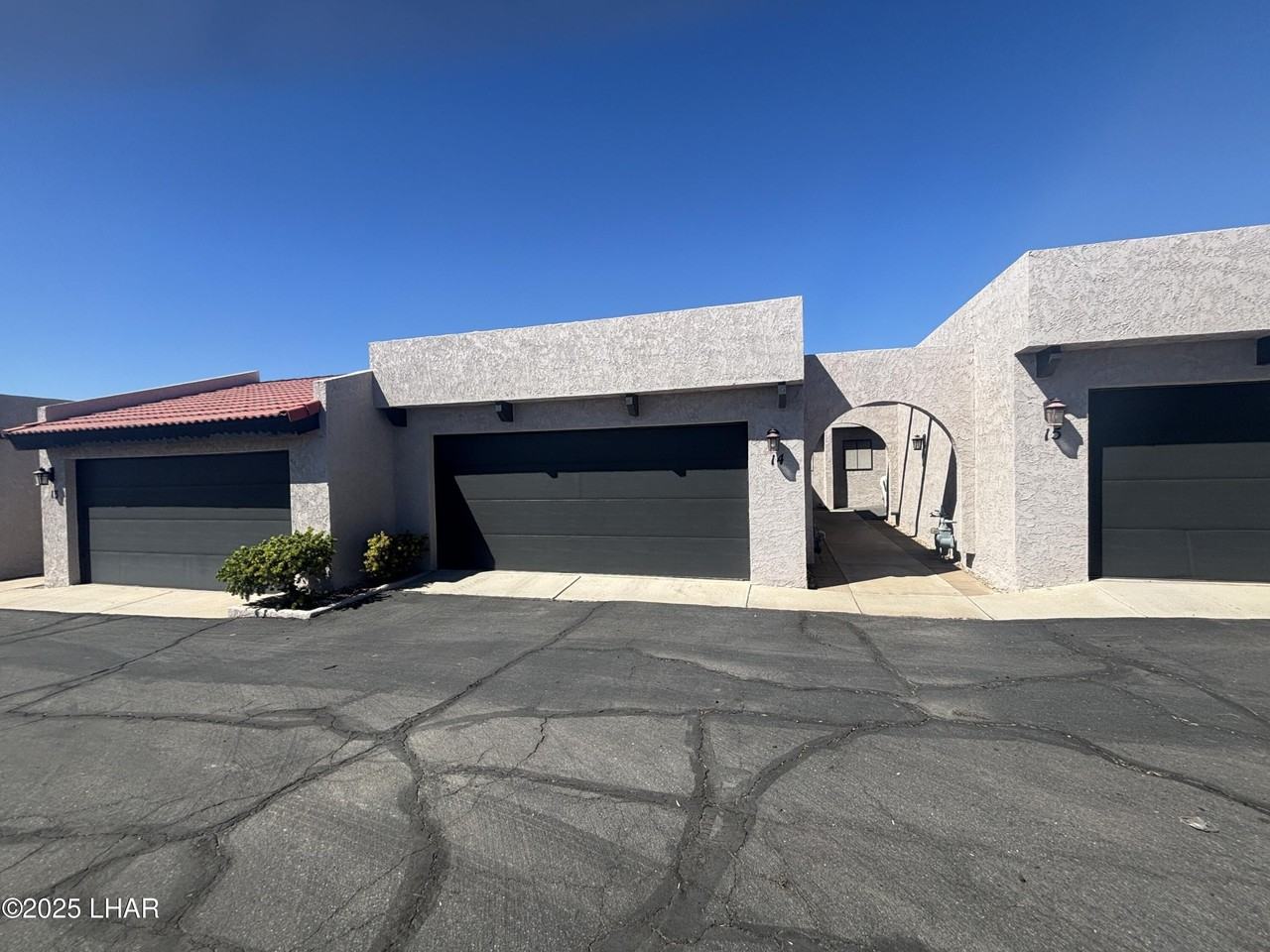 2673 Jamaica Blvd S Apt 14 - Photo 2 of 25