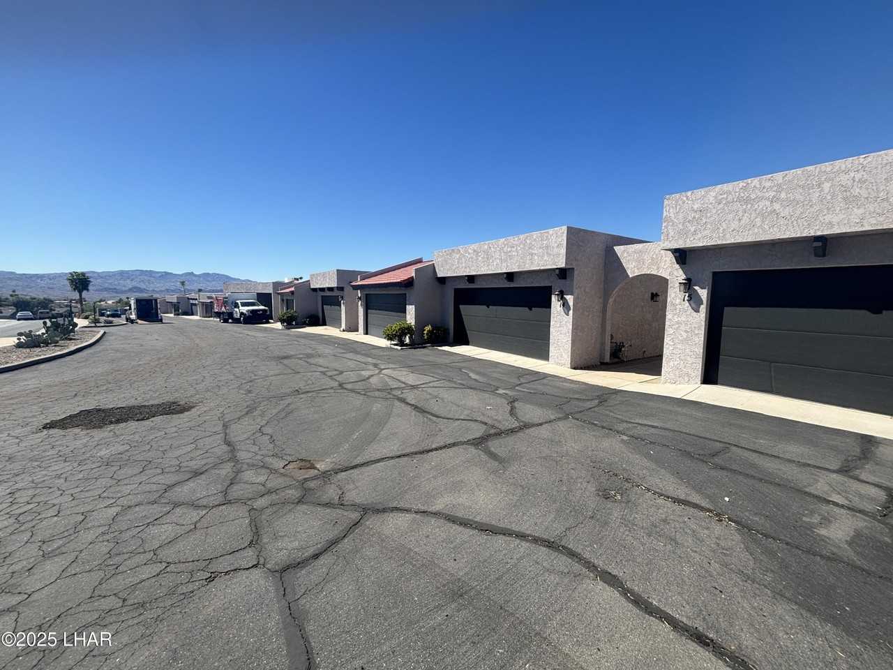 2673 Jamaica Blvd S Apt 14 - Photo 3 of 25