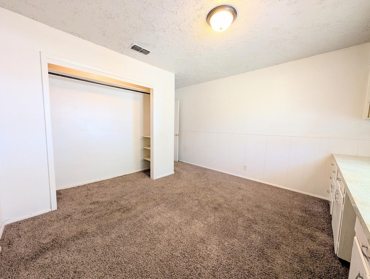 9001 Indiana Ave #C - Photo 6 of 11
