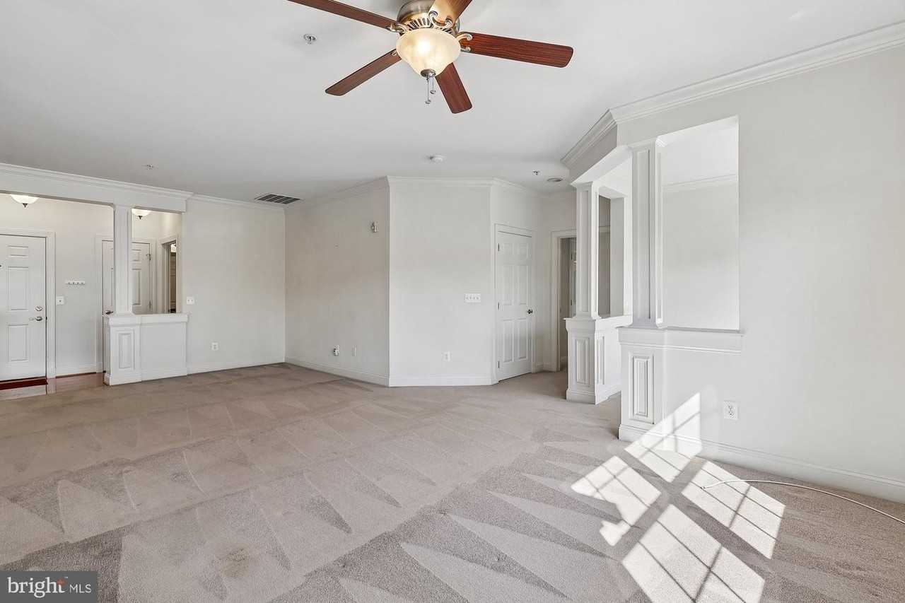 8535 Veterans Hwy - Photo 4 of 43