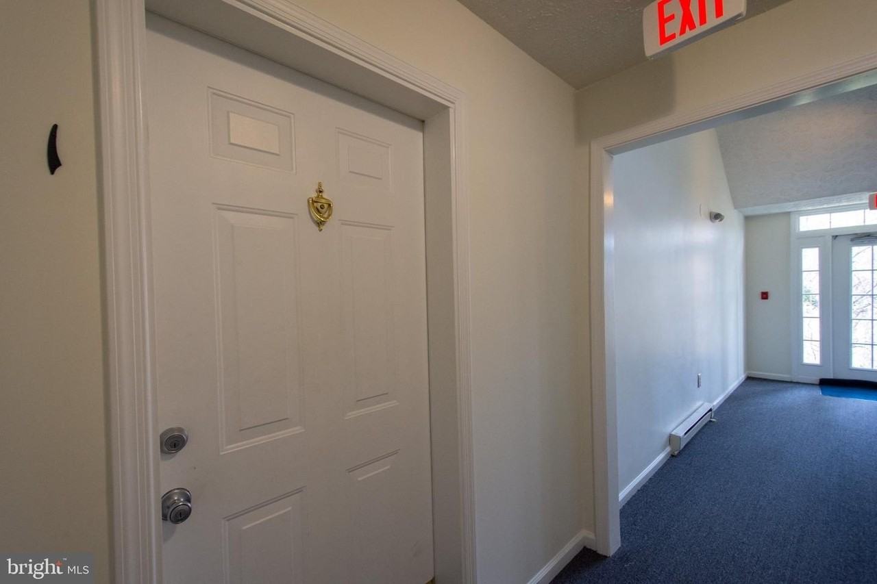 2054 Quaker Way - Photo 3 of 17