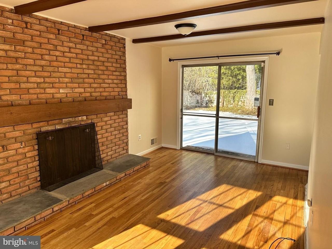 4405 Bel Pre Rd - Photo 5 of 24