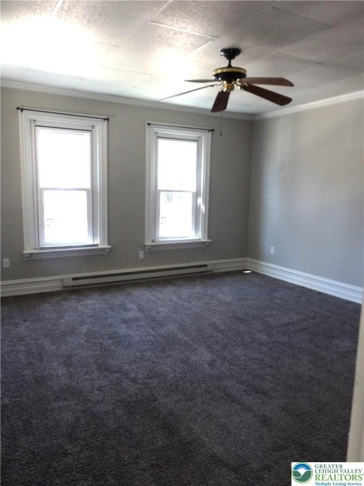 33 N Hellertown Ave Unit A #A - Photo 5 of 19