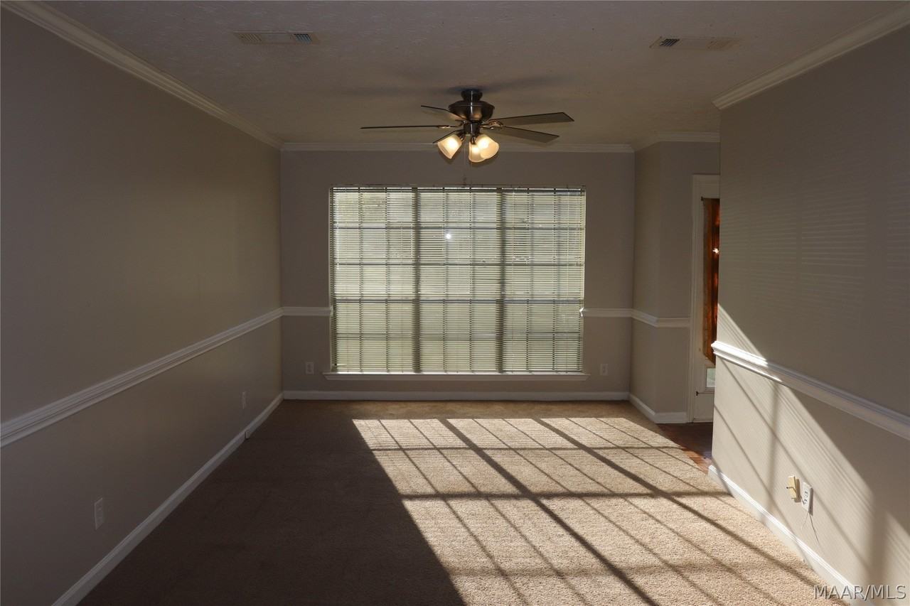 760 N Burbank Dr - Photo 5 of 21