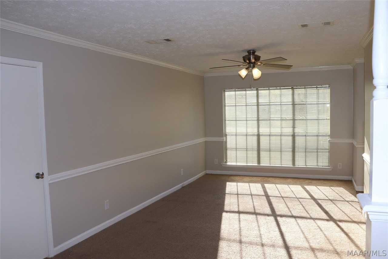 760 N Burbank Dr - Photo 6 of 21