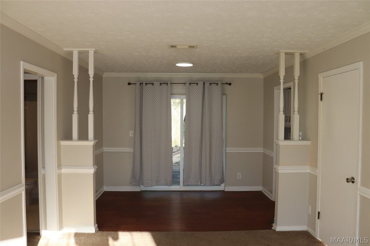 760 N Burbank Dr - Photo 7 of 21